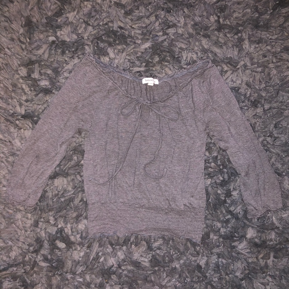 5/$20 Kris Jen size medium grey top